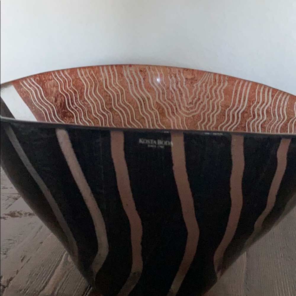 Kosta Boda Bowl